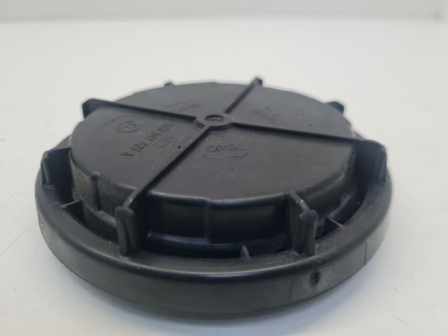 bontott VW GOLF VII Fényszóró Lámpabúra Fedél