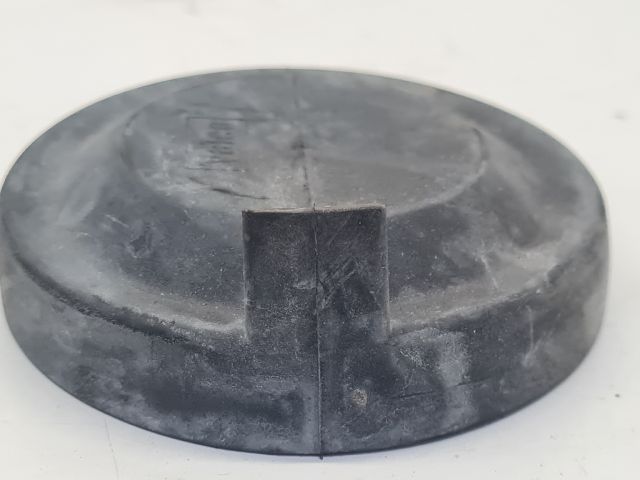 bontott VW GOLF VII Fényszóró Lámpabúra Fedél