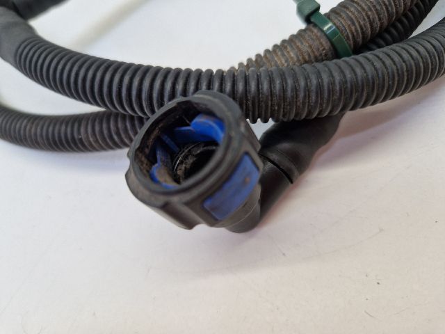 bontott VW GOLF VII Fényszórómosó Cső