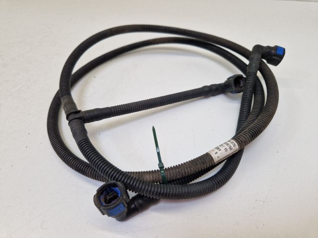 bontott VW GOLF VII Fényszórómosó Cső