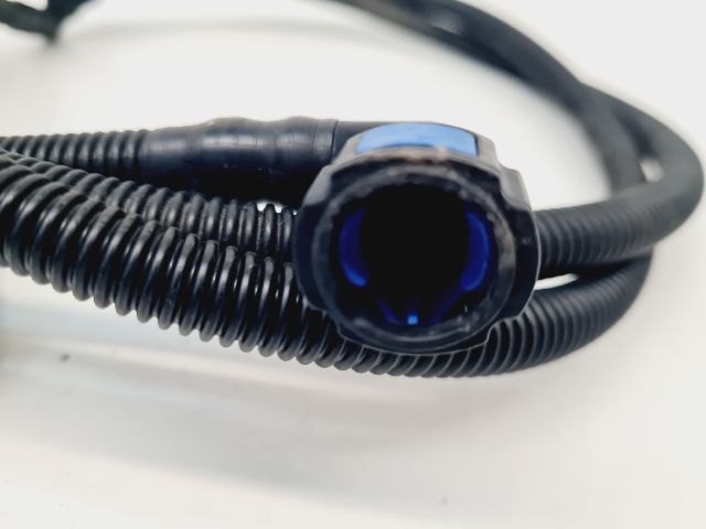 bontott VW GOLF VII Fényszórómosó Cső