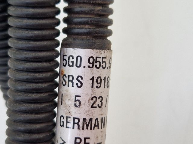 bontott VW GOLF VII Fényszórómosó Cső