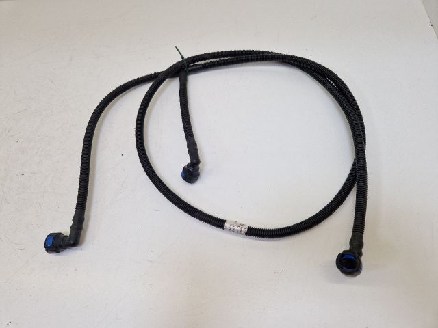 bontott VW GOLF VII Fényszórómosó Cső