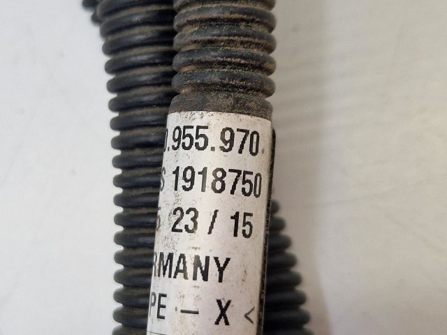 bontott VW GOLF VII Fényszórómosó Cső