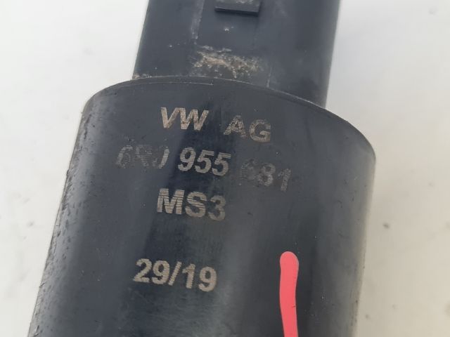 bontott VW GOLF VII Fényszórómosó Szivattyú