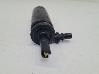 bontott VW GOLF VII Fényszórómosó Szivattyú