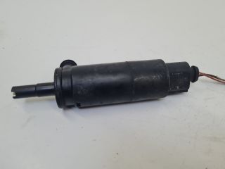 bontott VW GOLF VII Fényszórómosó Szivattyú