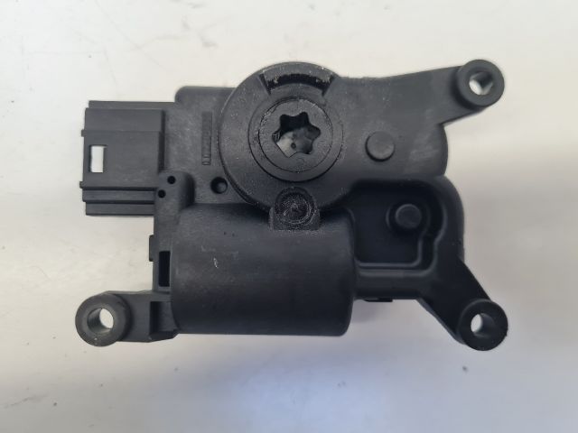 bontott VW GOLF VII Fűtés Állító Motor