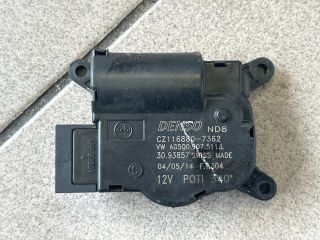 bontott VW GOLF VII Fűtés Állító Motor