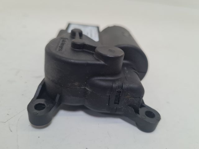 bontott VW GOLF VII Fűtés Állító Motor