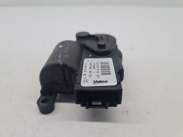 bontott VW GOLF VII Fűtés Állító Motor