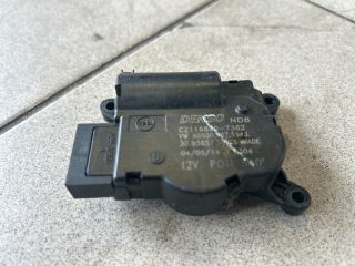 bontott VW GOLF VII Fűtés Állító Motor
