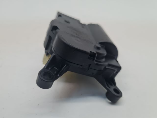 bontott VW GOLF VII Fűtés Állító Motor