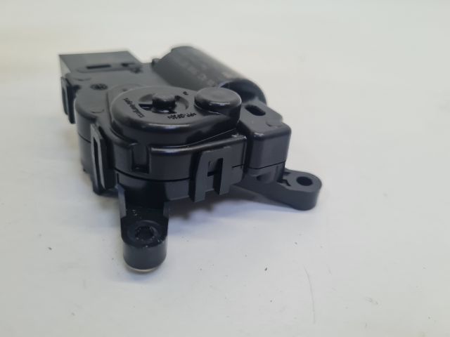 bontott VW GOLF VII Fűtés Állító Motor