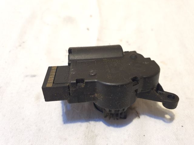 bontott VW GOLF VII Fűtés Állító Motor