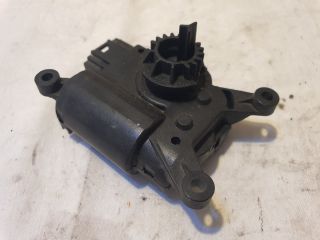 bontott VW GOLF VII Fűtés Állító Motor