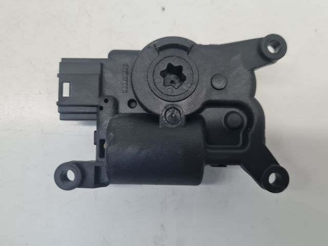 bontott VW GOLF VII Fűtés Állító Motor