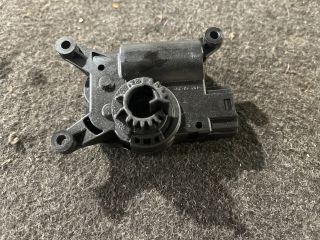 bontott VW GOLF VII Fűtés Állító Motor