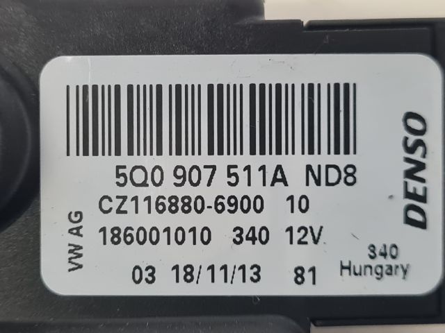 bontott VW GOLF VII Fűtés Állító Motor