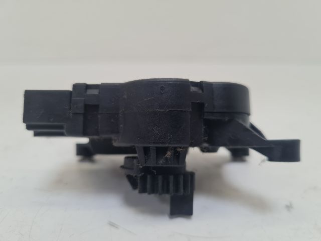 bontott VW GOLF VII Fűtés Állító Motor