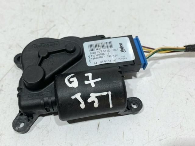 bontott VW GOLF VII Fűtés Állító Motor