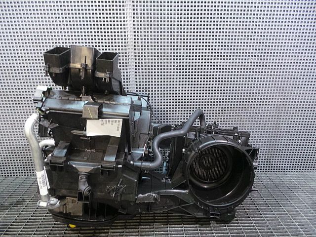 bontott VW GOLF VII Fűtés Box