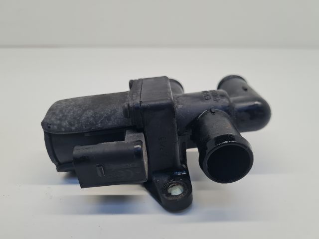 bontott VW GOLF VII Fűtéscsap