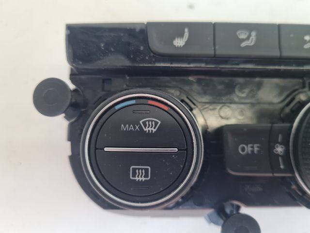 bontott VW GOLF VII Fűtéskapcsoló (digit klímás)