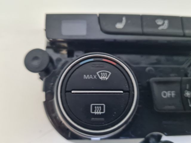 bontott VW GOLF VII Fűtéskapcsoló (digit klímás)