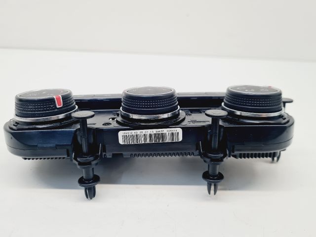 bontott VW GOLF VII Fűtéskapcsoló (digit klímás)