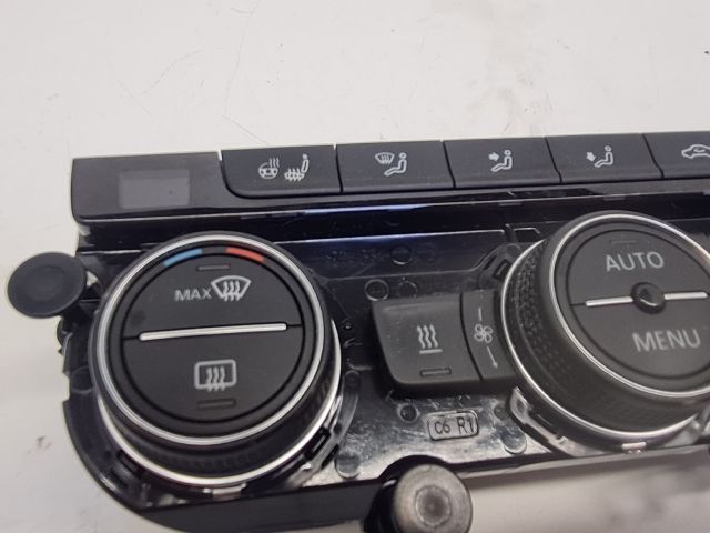 bontott VW GOLF VII Fűtéskapcsoló (digit klímás)
