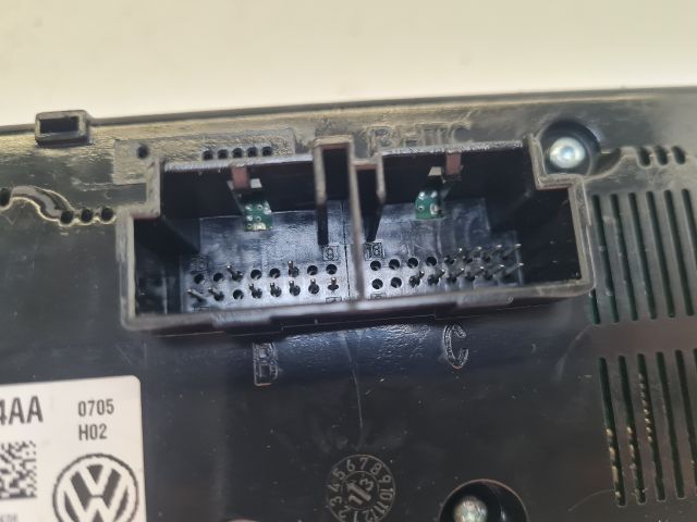 bontott VW GOLF VII Fűtéskapcsoló (digit klímás)