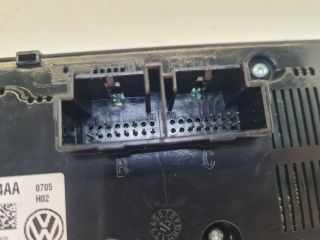 bontott VW GOLF VII Fűtéskapcsoló (digit klímás)