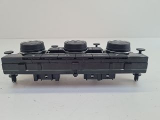 bontott VW GOLF VII Fűtéskapcsoló (digit klímás)