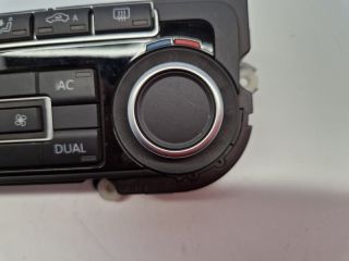 bontott VW GOLF VII Fűtéskapcsoló (digit klímás)