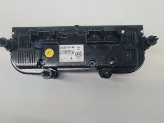 bontott VW GOLF VII Fűtéskapcsoló (digit klímás)