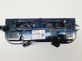 bontott VW GOLF VII Fűtéskapcsoló (digit klímás)