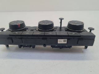 bontott VW GOLF VII Fűtéskapcsoló (digit klímás)