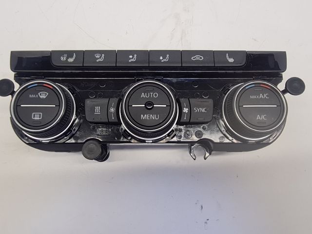 bontott VW GOLF VII Fűtéskapcsoló (digit klímás)