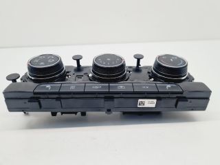 bontott VW GOLF VII Fűtéskapcsoló (digit klímás)