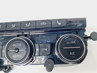 bontott VW GOLF VII Fűtéskapcsoló (digit klímás)