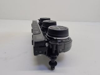 bontott VW GOLF VII Fűtéskapcsoló (digit klímás)