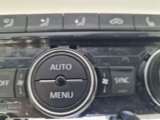bontott VW GOLF VII Fűtéskapcsoló (digit klímás)