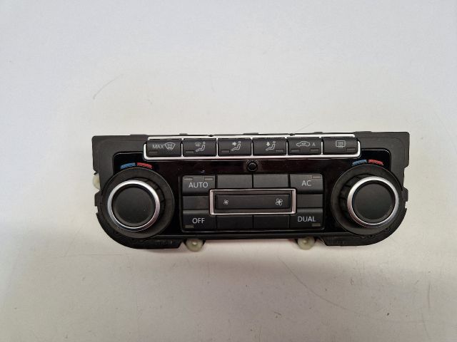 bontott VW GOLF VII Fűtéskapcsoló (digit klímás)
