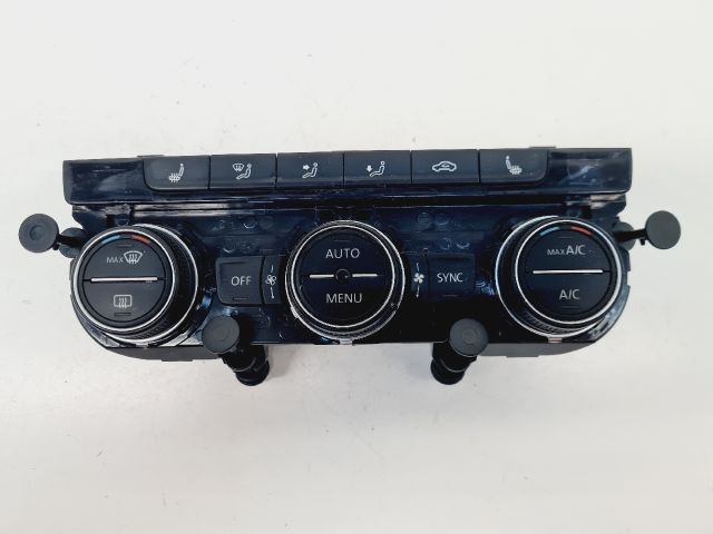 bontott VW GOLF VII Fűtéskapcsoló (digit klímás)