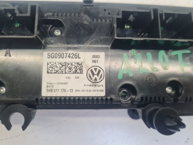 bontott VW GOLF VII Fűtéskapcsoló (digit klímás)