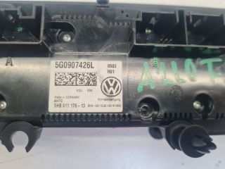 bontott VW GOLF VII Fűtéskapcsoló (digit klímás)