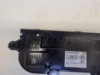 bontott VW GOLF VII Fűtéskapcsoló (digit klímás)