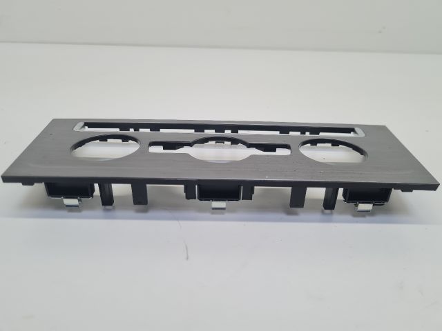 bontott VW GOLF VII Fűtéskapcsoló Keret