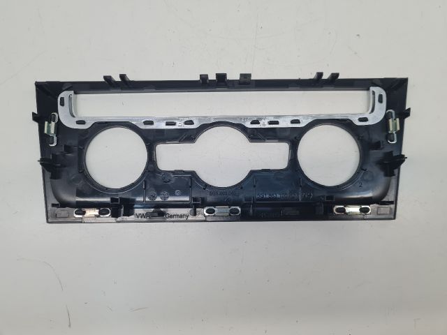 bontott VW GOLF VII Fűtéskapcsoló Keret
